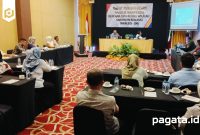 Rapat pembahasan Panitia Khusus (Pansus) terkait Rancangan Peraturan Daerah (Ranperda) tentang Rencana Tata Ruang Wilayah (RTRW)
Foto : Isran (JM)