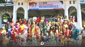 Suasana foto bersama peserta upcara Dok: pagata