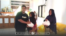 Penyerhan bantuan untuk masyarakat prasejahtra (foto. Istimewa)