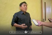 Ketua DPRD Boalemo, Karyawan Eka Putra Noho, S.sos dalam wanwancara (Foto : pagata)