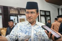 Fadel Muhammad, Anggota DPD RI. Saat Wawancara oleh awak media setelah kegiatan buka bersama. Foto/dok: @redaksi