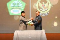 Pemkab Boalemo Serahkan Laporan Keuangan ke BPK Gorontalo Oleh Bupati Boalemo. foto/@ist